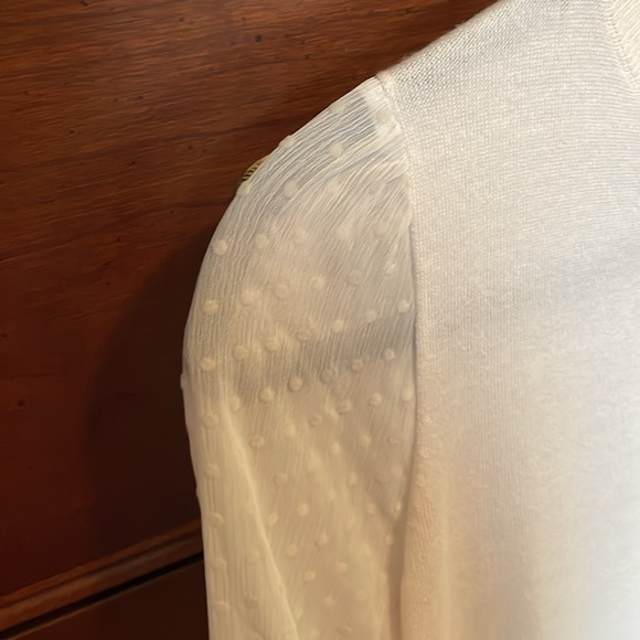 NWT • LOFT Women's White top w Sheer Long Sleeves. - Picture 5 of 16